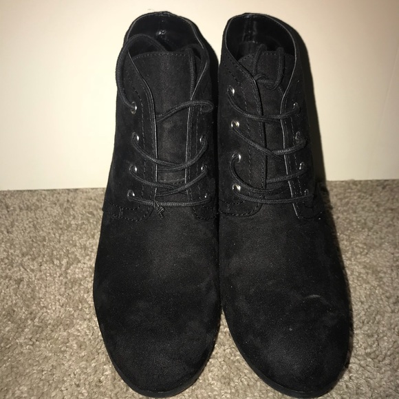 New Black Booties - Picture 1 of 4